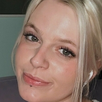 emily.schwarz Meztelen