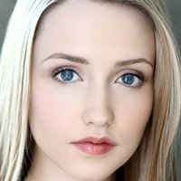 Emily Tennant Meztelen