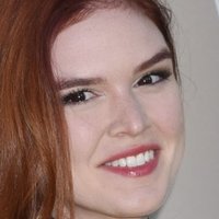 Emily Tyra Meztelen