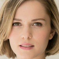 Emily Vere Nicoll Meztelen