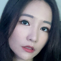 Emily Wang Meztelen