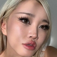 emilytny Meztelen