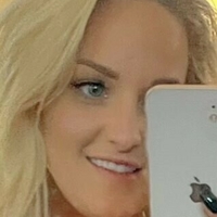 emilyyxx Meztelen