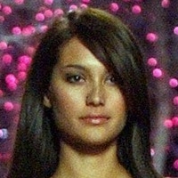 Emma Heming Meztelen