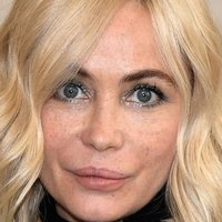 Emmanuelle Béart Meztelen
