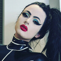 Empress Poison Meztelen