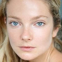 Eniko Mihalik Meztelen