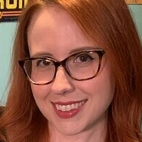 Erin Plays Meztelen