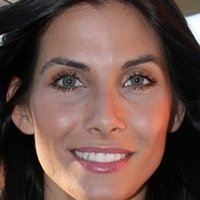 Eva Aichmajerová Meztelen