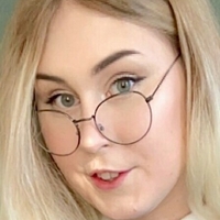 Eva Ellary Meztelen
