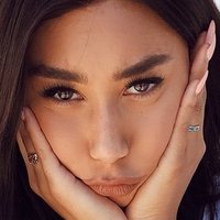 Eva Gutowski Meztelen