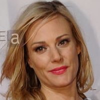 Eva Haßmann Meztelen