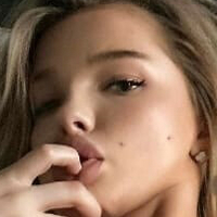 evateen Meztelen