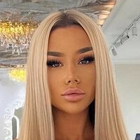 Eveline Marie Meztelen