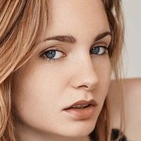 Evelyn Sommer Meztelen
