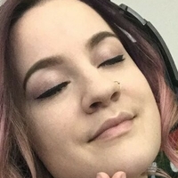 Eyevoree Meztelen