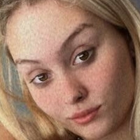 Faith Lynn Meztelen