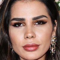 Farah Aziz Meztelen