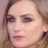 Faye Marsay Meztelen