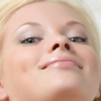 Feeona A Meztelen