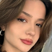 Feride Özdinç Meztelen