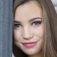 Fiege Eszter Meztelen