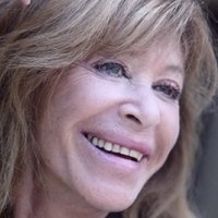 Florence Giorgetti Meztelen
