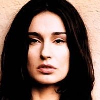 Francesca Schiavo Meztelen