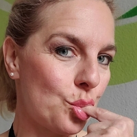 Fräulein Schmitt Meztelen
