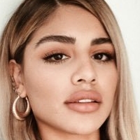 Gabriela Bandy Meztelen