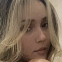 gabriela1.8 Meztelen