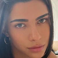 Gabrielle F Maya Meztelen