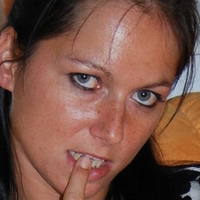 geiles-luder-25 Meztelen