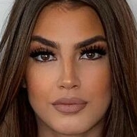 Gena Meztelen