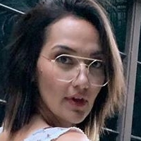 Geo Antoinette Meztelen