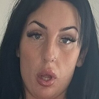 Geordie Hattie Meztelen