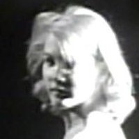 Gigi Darlene Meztelen