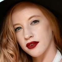gingerquest Meztelen