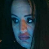 gitana.a Meztelen