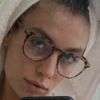 Giyanca Meztelen