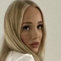 gwengwiz2 Meztelen