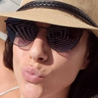 Hadar Simon Meztelen