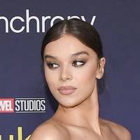 Hailee Steinfeld Meztelen