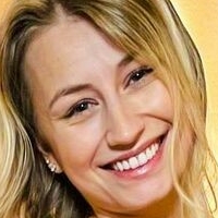 Hailey Azure Meztelen