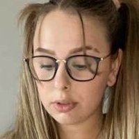 Hailey Wingit Meztelen