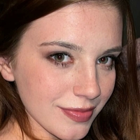 Haley Z Meztelen