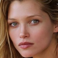 Hana Jirickova Meztelen