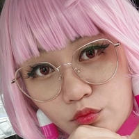 Hana Meztelen