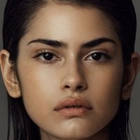 Hannah Kleit Meztelen