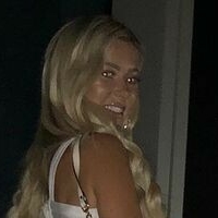 Hannah Sharpe Meztelen